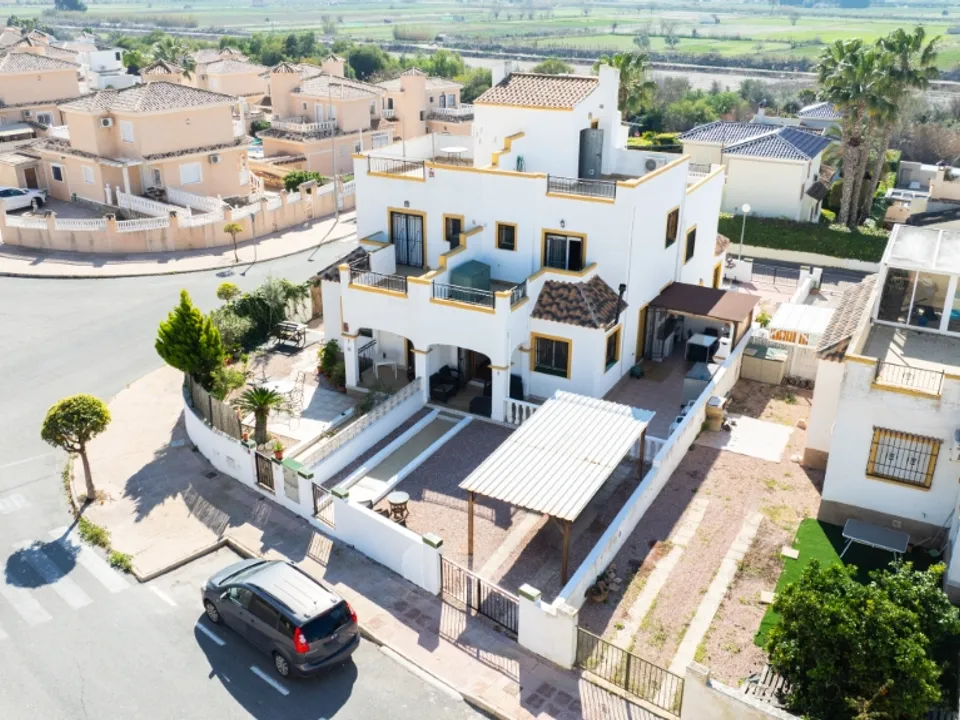 Villa i La Marina, Alicante - foto 1